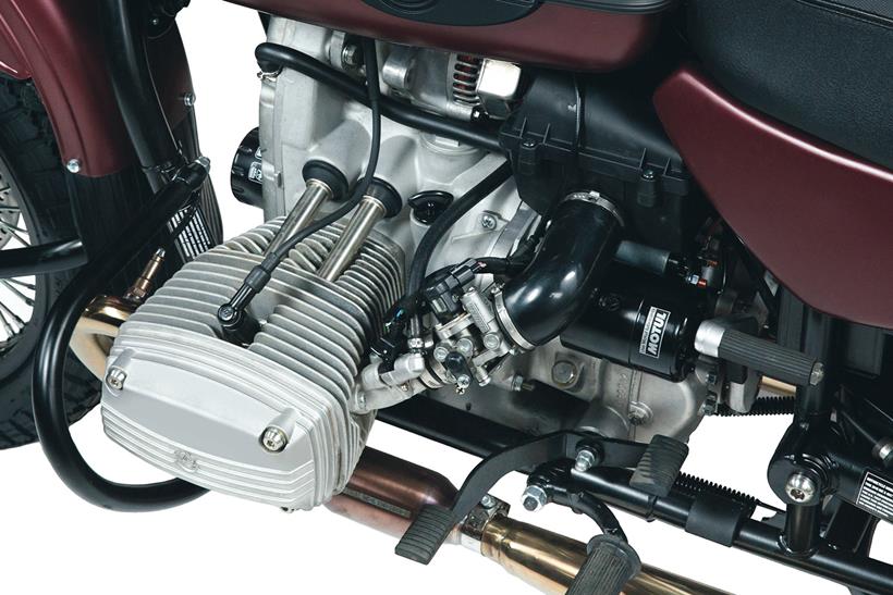 The thoroughly modern and reliable Ural 750cc engine